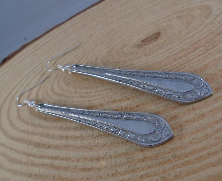 Upcycled Silver Plated Tulip Sugar Tong Handle Drop Earrings SPE081901