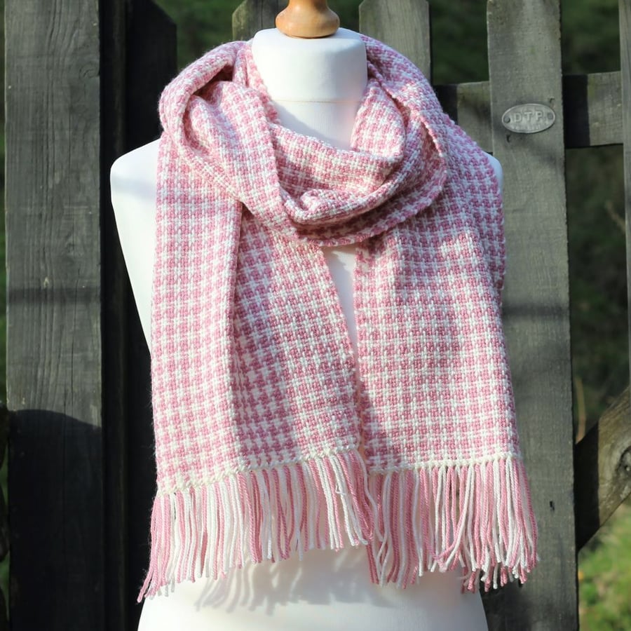 Pink and cream handwoven scarf