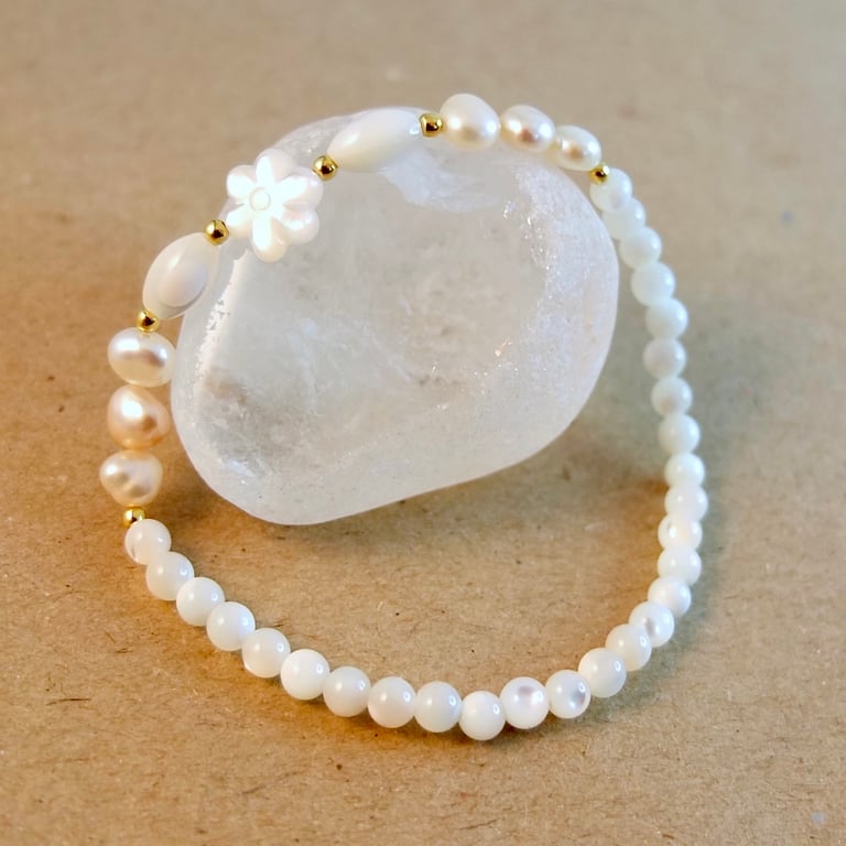 Mother Of Pearl Bracelet - June Birthstone, Gemini, Bridesmaid Gift, Anniversary