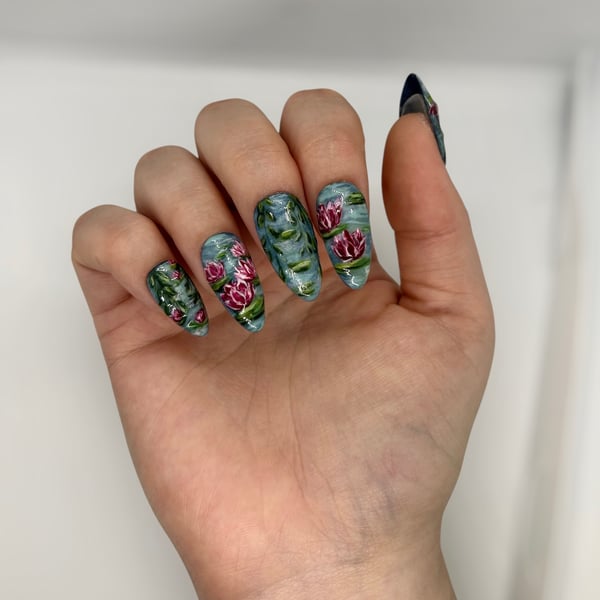 Water Lily Press on Nails
