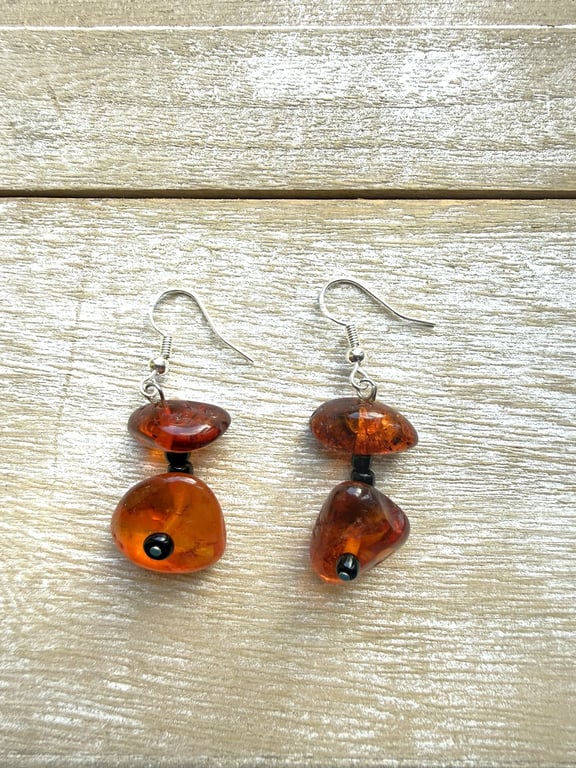 Drop Earring - Amber Still