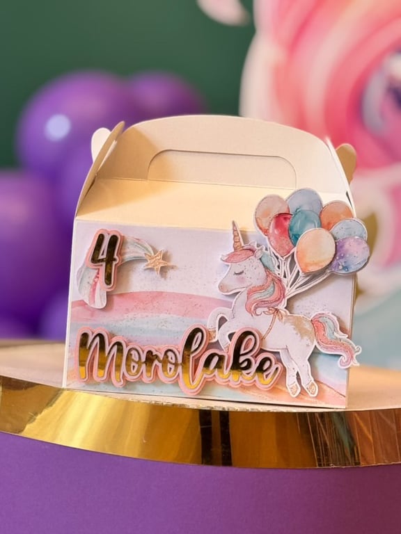 6 Personalised Unicorn party boxes, party bags
