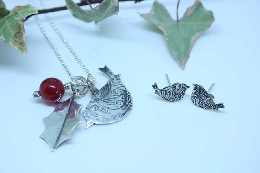 Sterling silver Robin and Holly necklace and earrings