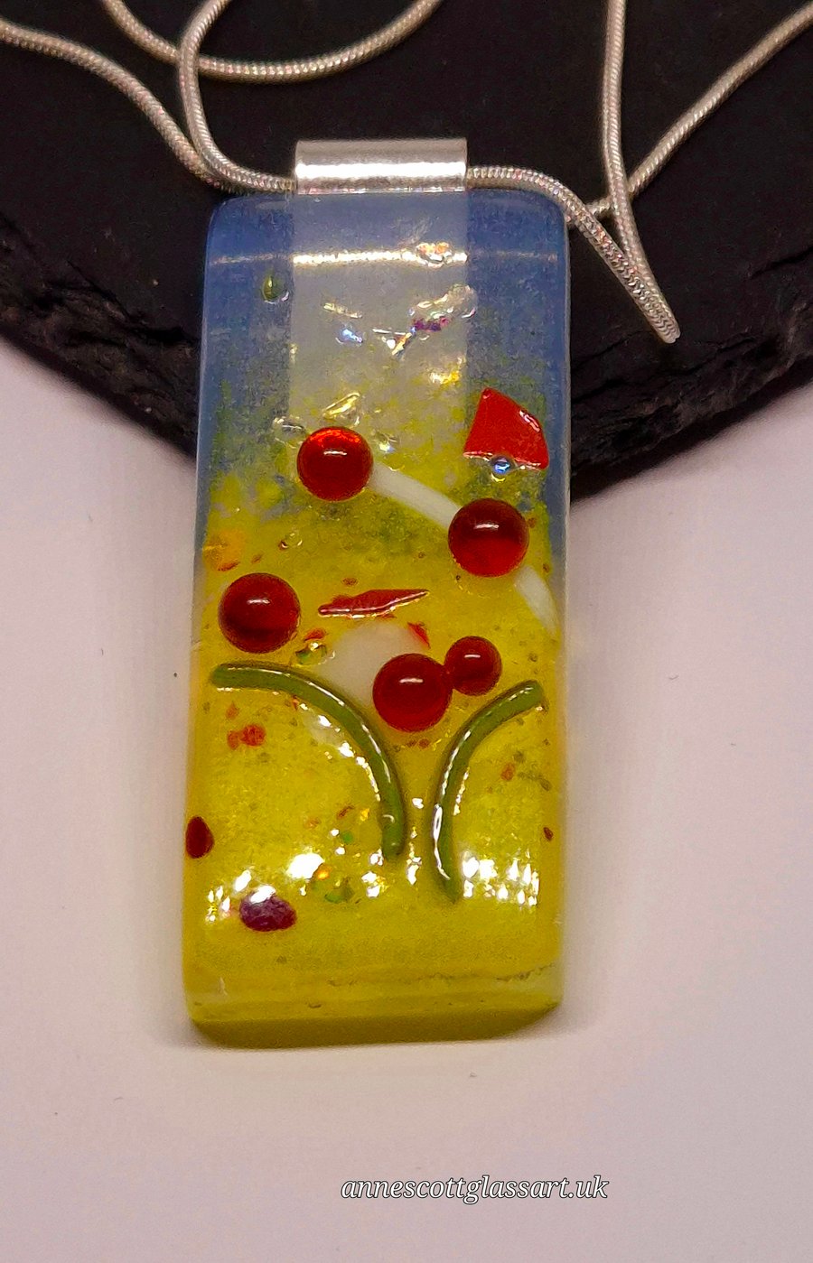 Handmade Fused Opaline Glass Pendant Necklace Poppy-field Red Berries