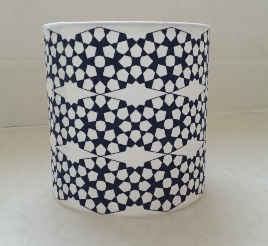 Geometric pattern lampshade