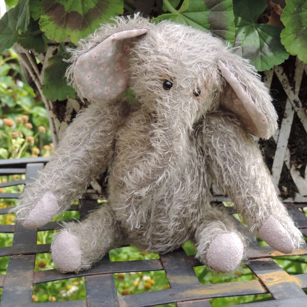 Vintage style mohair elephant 7"