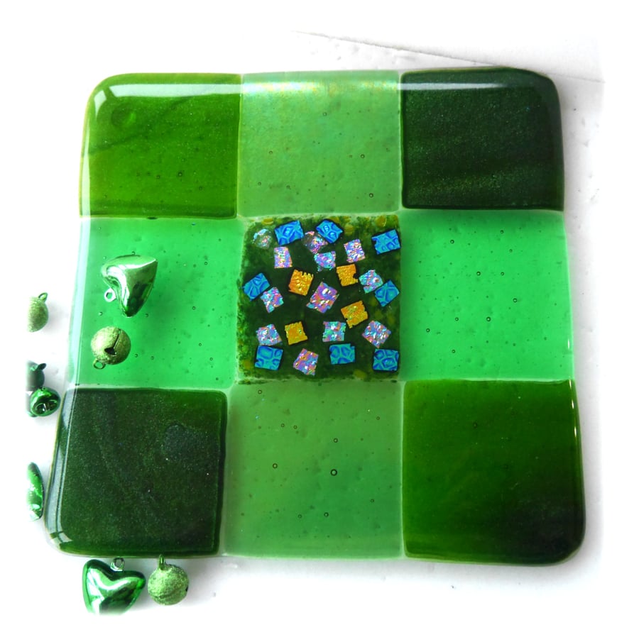Fused Glass Trivet Green Trivet 16cm 041