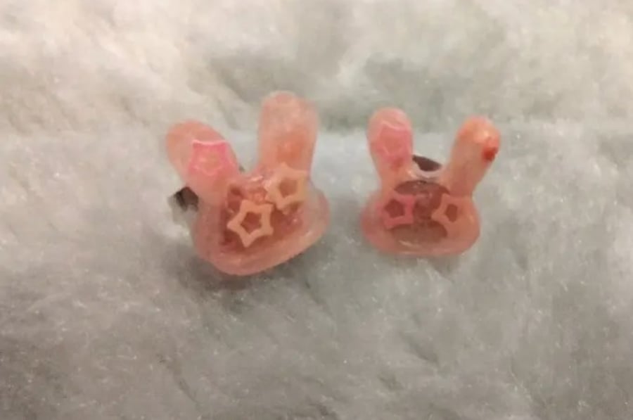 Bunny earrings 