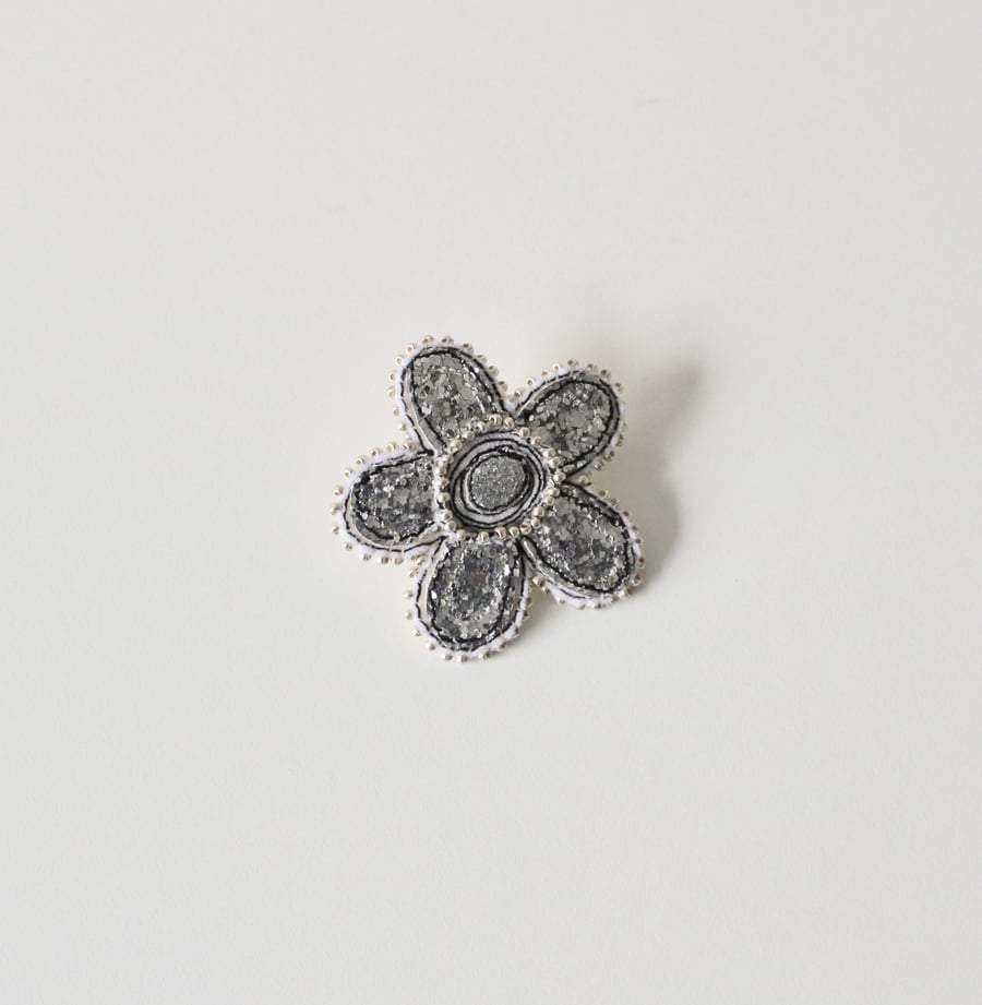 'Silver Glitter Flower' - Brooch