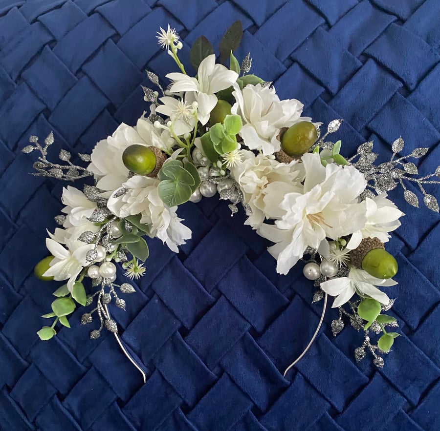 The Fayetta - Bridal headdress- Woodland bride, Flower tiara, Fairy tiara,