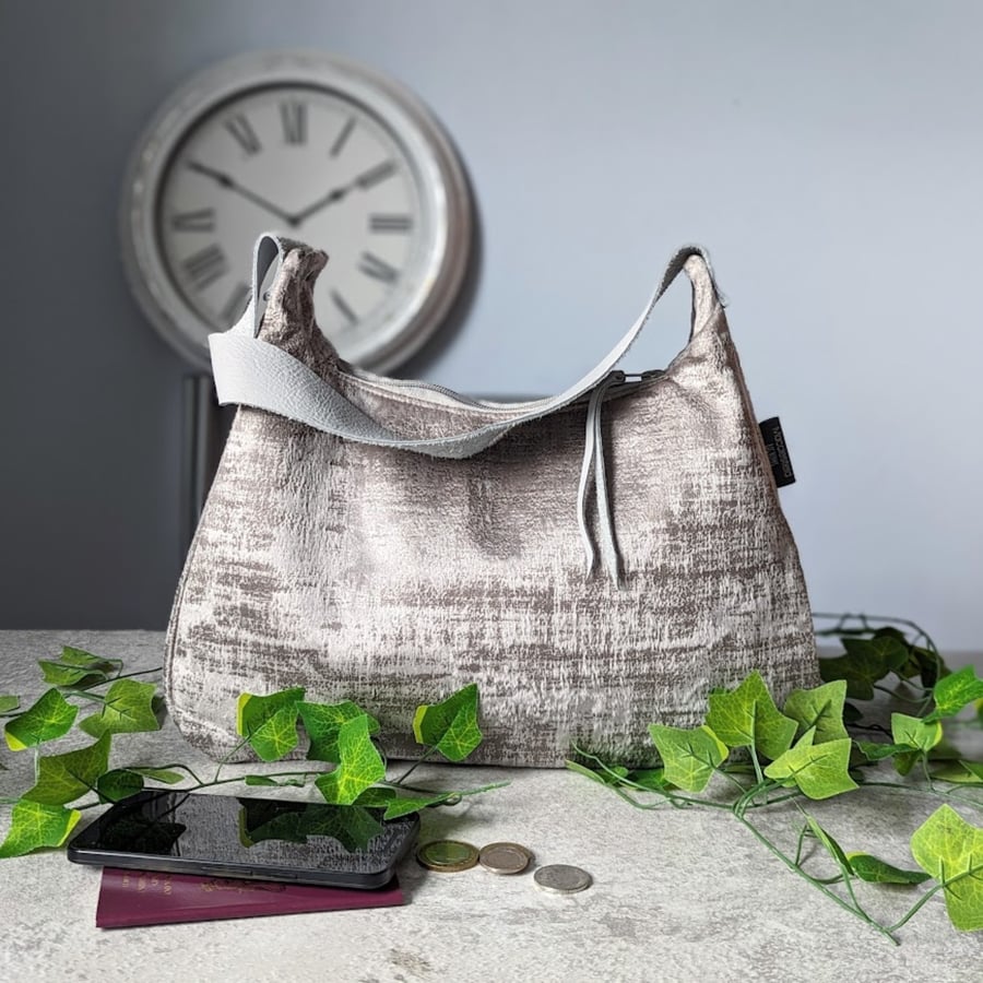Armpit bag. Silver Chenille Underarm Handbag with Soft Leather Strap 