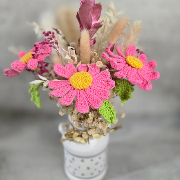 Crochet Painted Daisy