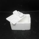 Trinket box with lid