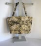ECO BOTANICAL PRINTED MEDIUM TOTE BAG - Image 4