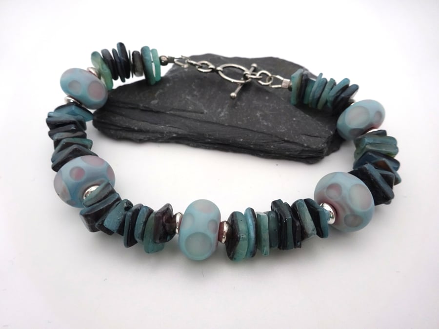 lampwork glass and shell beaded bracelet