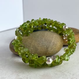 Peridot memory wire stacking bracelet - made in Scotland.