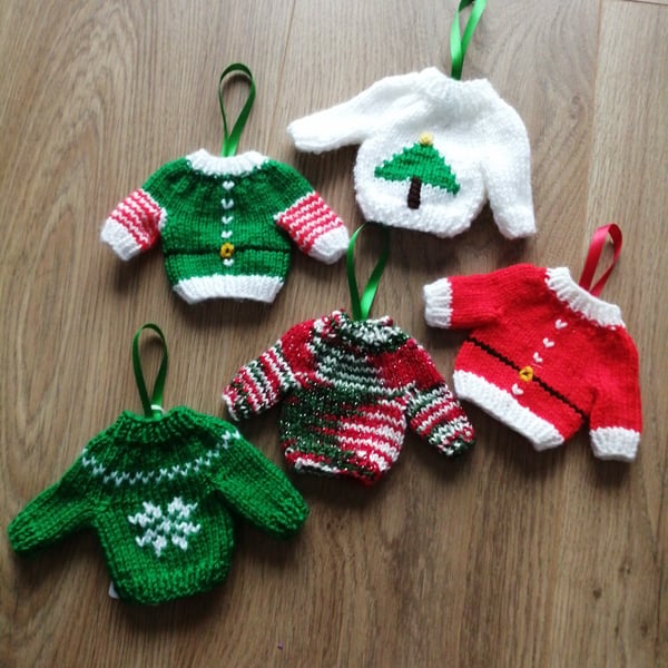 Mini Christmas Jumpers (set of 5)