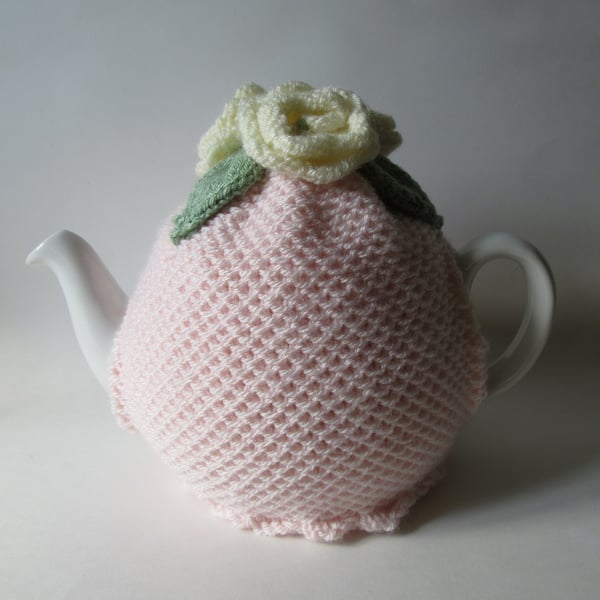 SALE : Tea cosy tea cosie - sorbet pink with roses