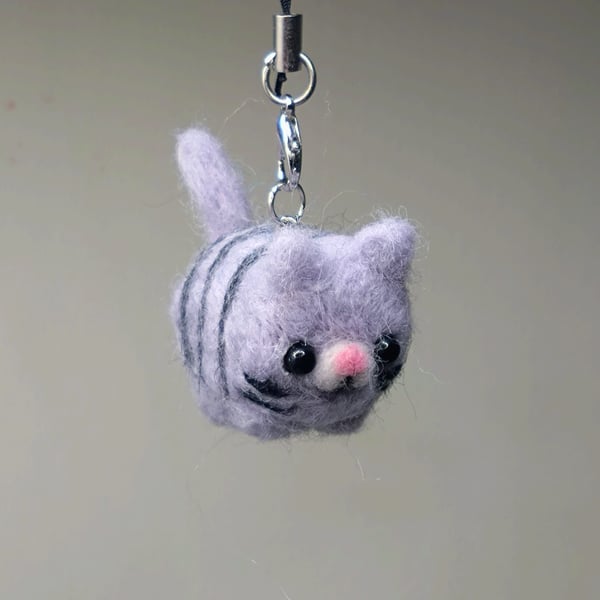 Needle felted grey cat keyring or bag charm