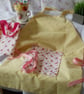 REVERSABLE CHILDS APRON WITH MATCHING CARRY BAG - Image 2