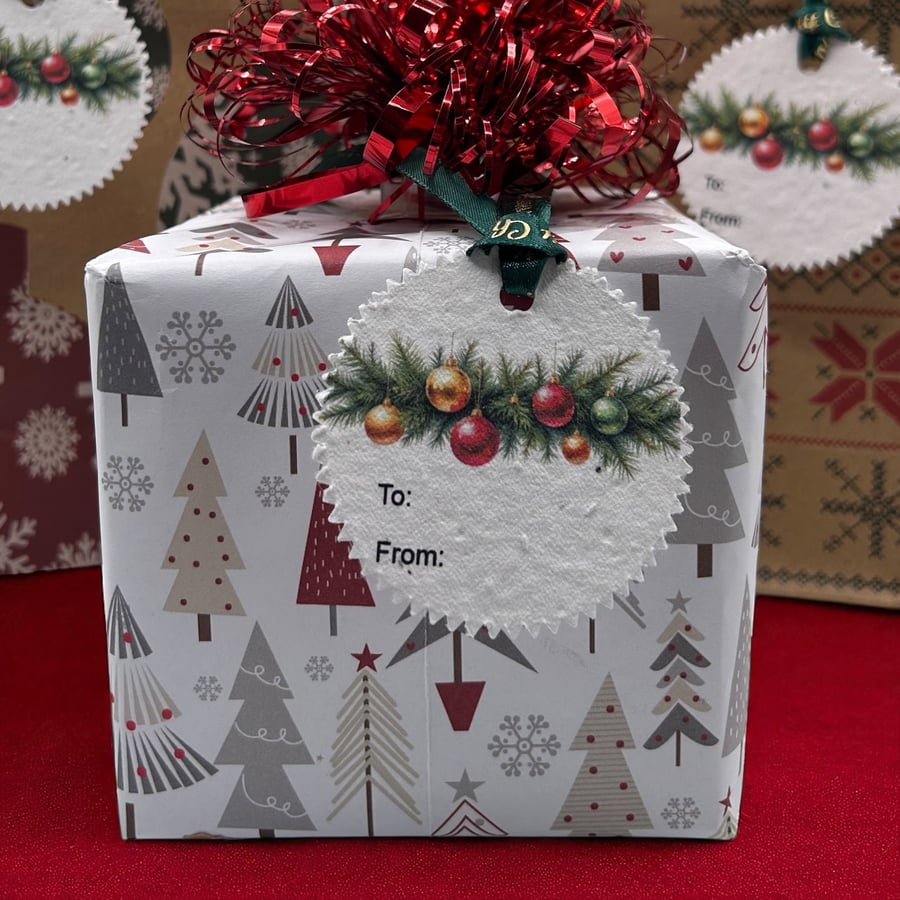 Set of 6 Plantable Bauble Christmas Gift Tags – Wildflower Seed Paper