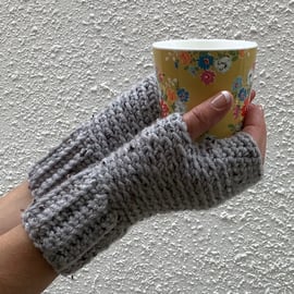 FINGERLESS MITTS , gloves ' Valley Tweed' . Soft  Merino wool blend. Grey.