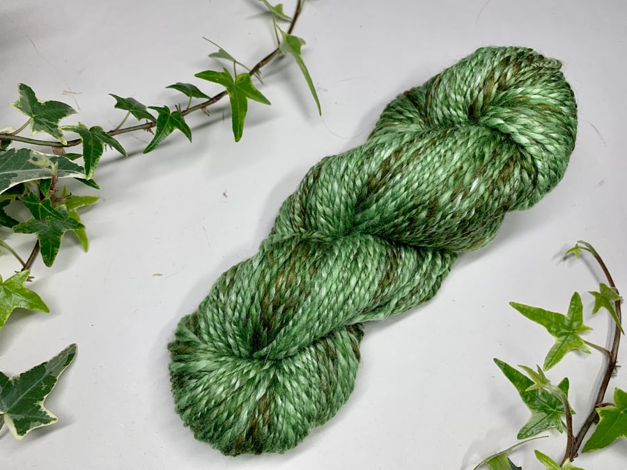 Hand spun yarn. Merino and silk blend “Fields of green” 60g