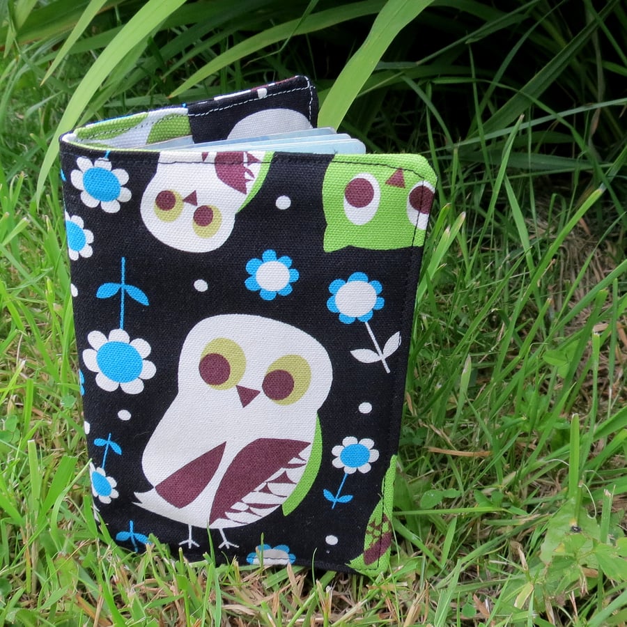 Owl.  A whimsical passport sleeve.  Passport cover.