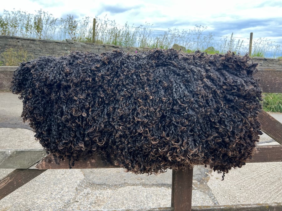 Black Wensleydale Hand Tanned Sheepskin Rug - Arthur - Artisan Homeware 