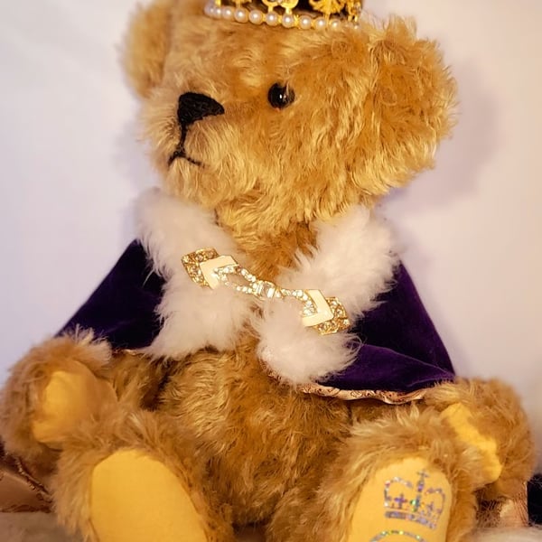 KING CHARLES III CORONATION COMMEMORATIVE TEDDY BEAR