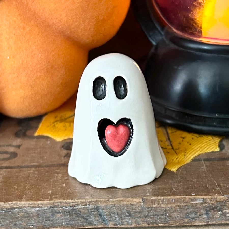 Small Ceramic ghost with a red heart