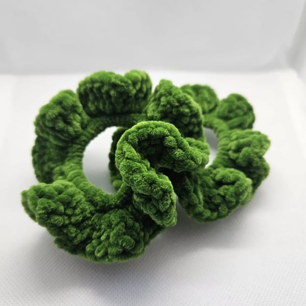Crochet green velvet scrunchies set of 2