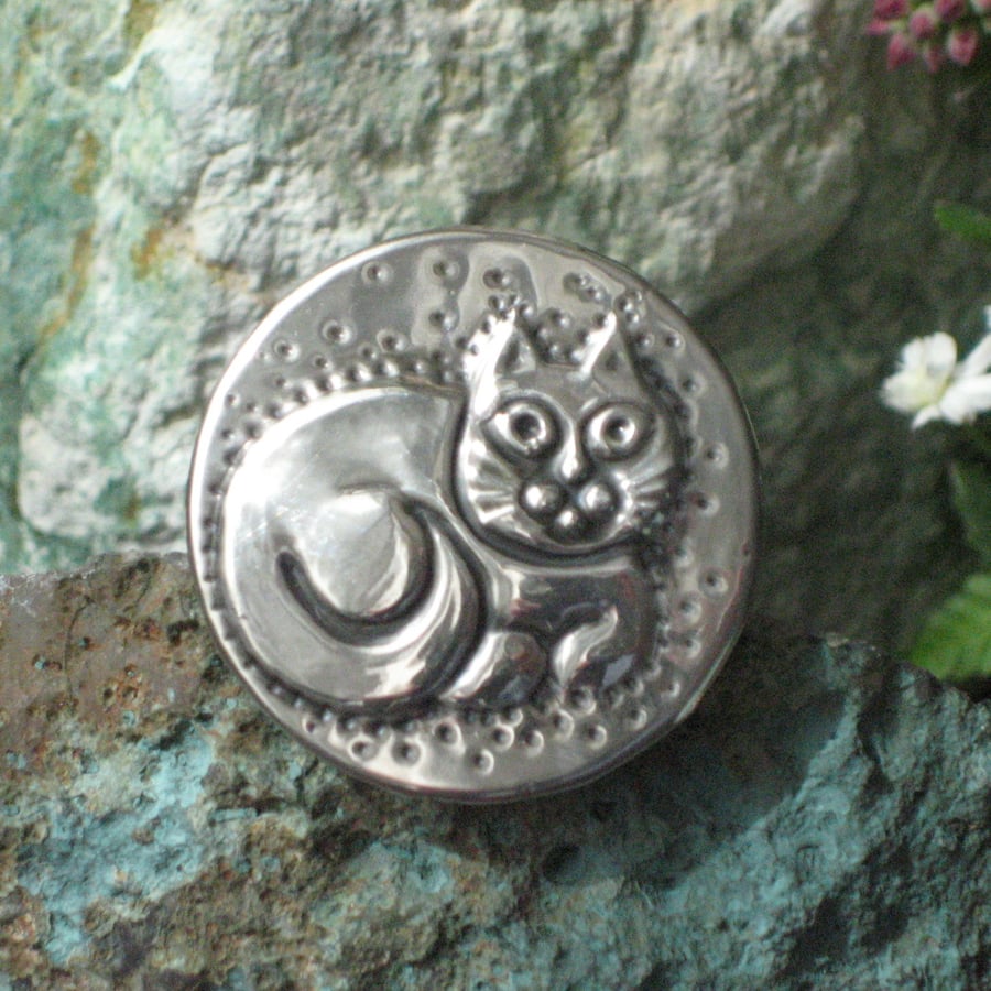 Pewter Cat Brooch 