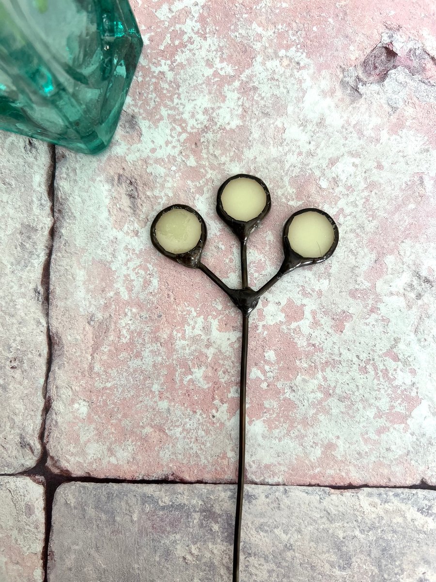 Cream leaded glass flower - eternal wildflowers