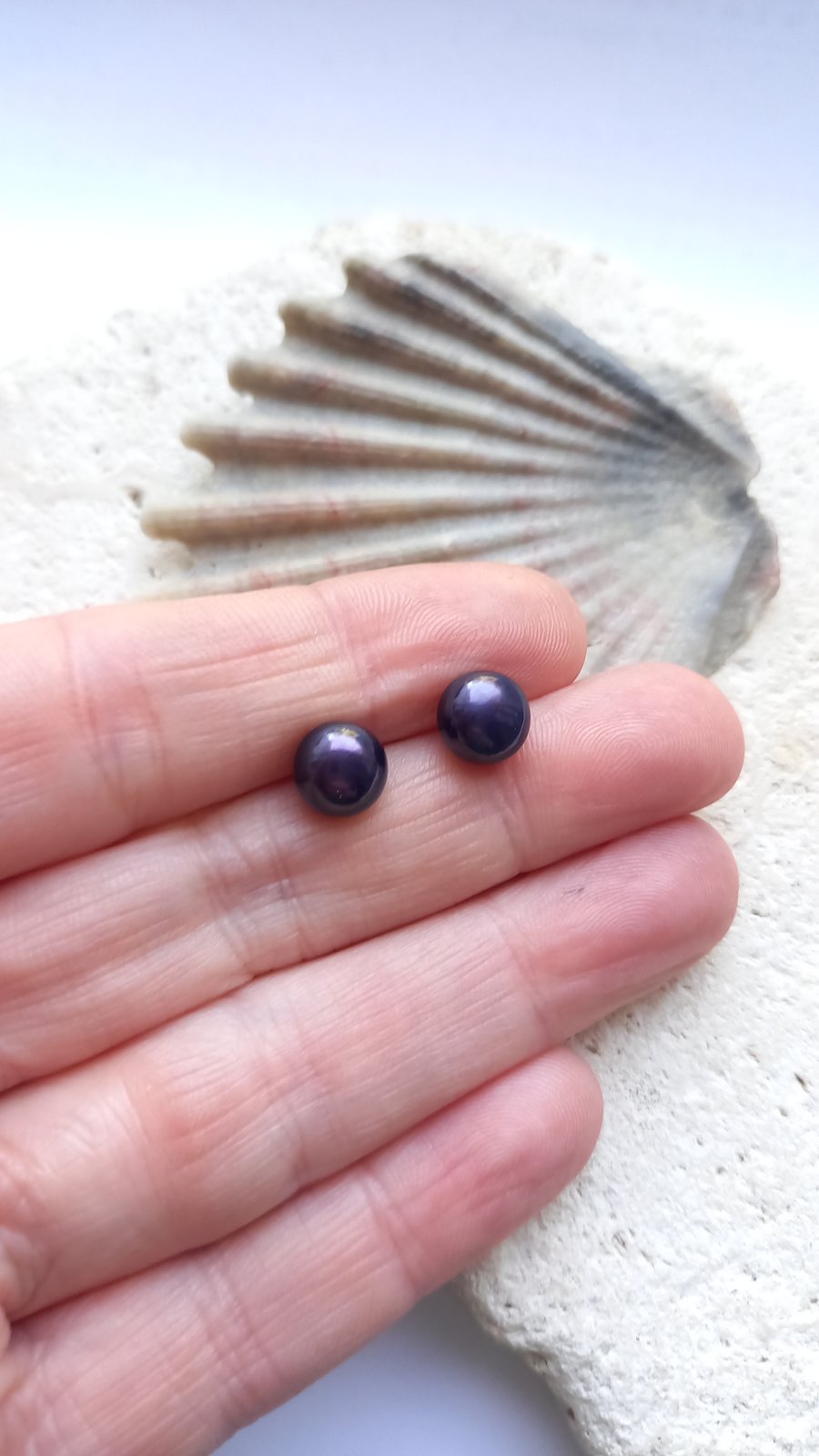 8-9mm Dark Peacock Purple Freshwater Pearl Stud Earrings