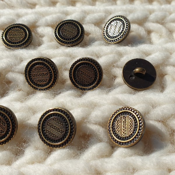 15mm 24L buttons Antique Brass.