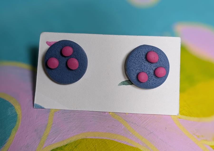 Blue and pink textured studs