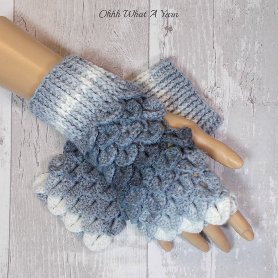 Grey and white ombre dragon scale gloves. Fingerless gloves. Texting mitts.