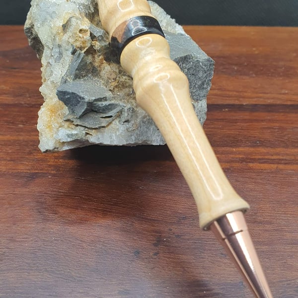 Resin ring pen