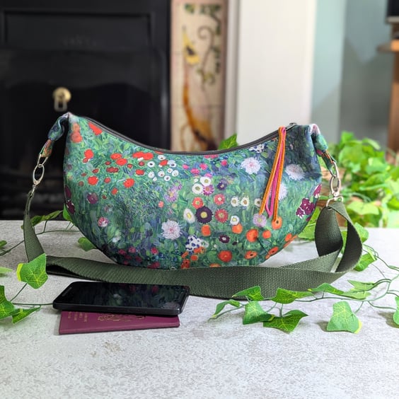 Small Sling Dumpling Bag Water Resistant Cross Body Bag - Abstract Flower Print