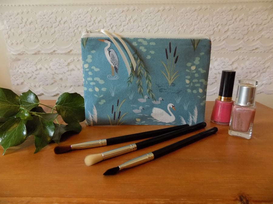'Swan & Heron' Fabric Storage Pouch Make Up Bag Case