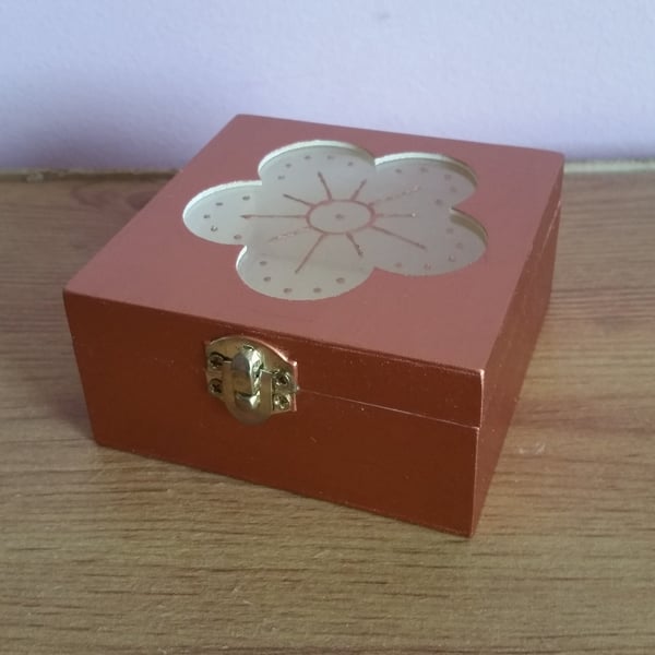 Hand-Painted Wooden Jewelry Box: Floral Keepsake box.