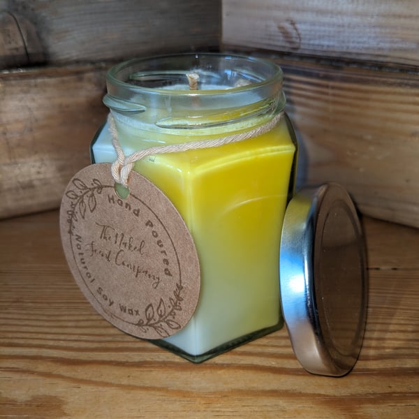 SUMMER FRESH SCENTED, HAND POURED,MARBLED SOY WAX CANDLE - 165g