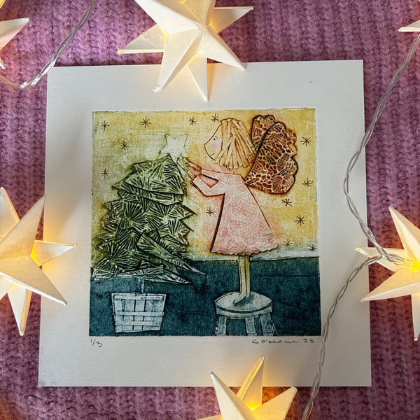 Twinkly Star - Golden Back ground - Christmas Collagraph Print