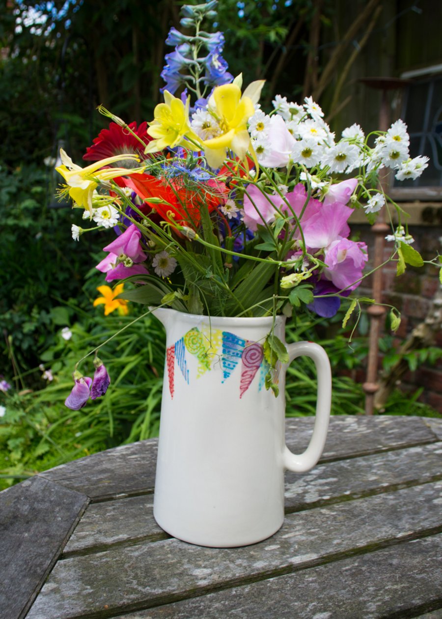 endless summer bunting two pint jug