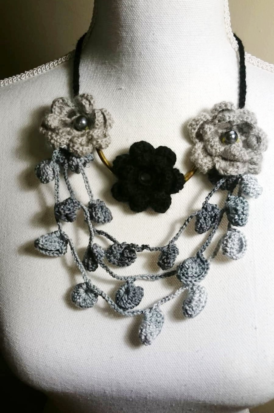 Boho Hand Crochet Necklace - Black White Woman accessoriess