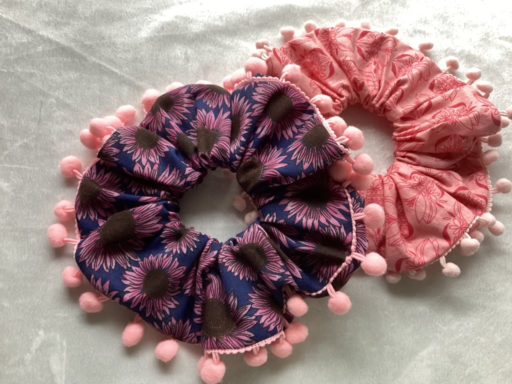 Sunflower scrunchies set of 2, floral scrunchies set, cotton scrunchies