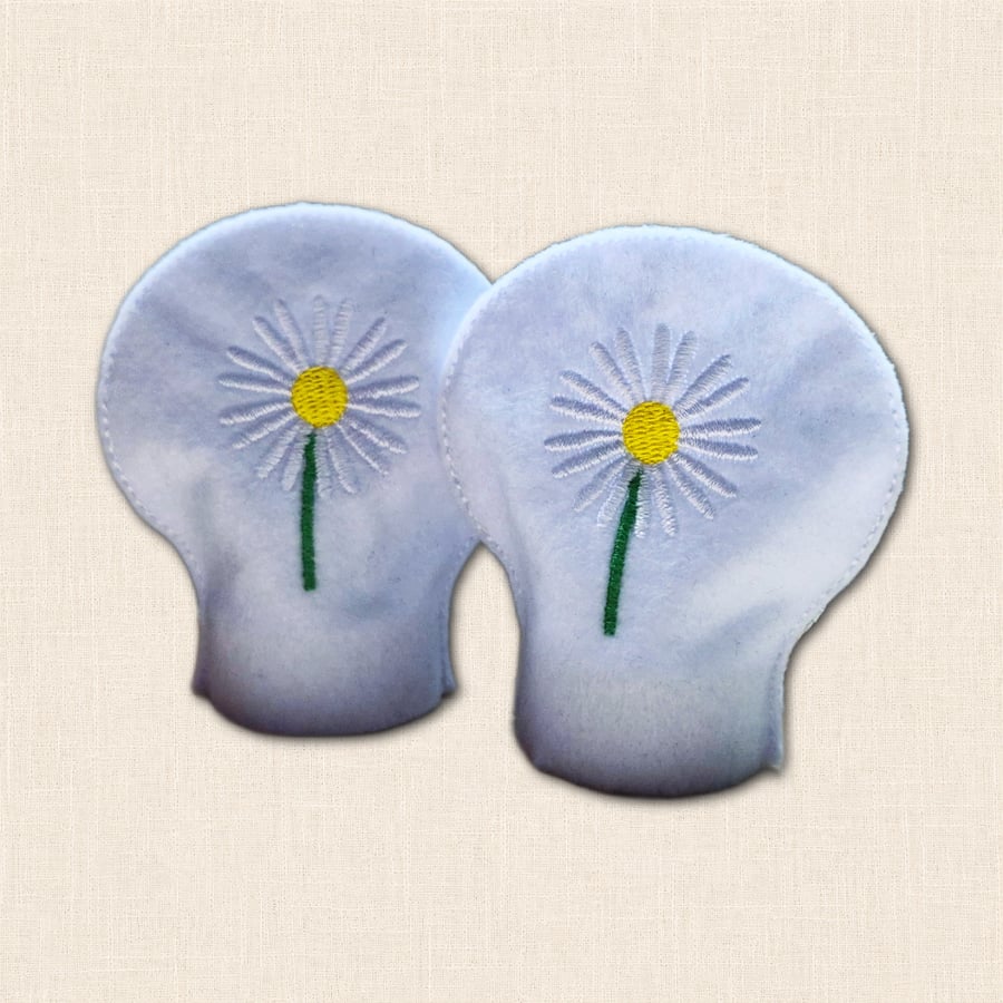 Daisy Tealight Covers - Embroidered April Birth Flower Decor