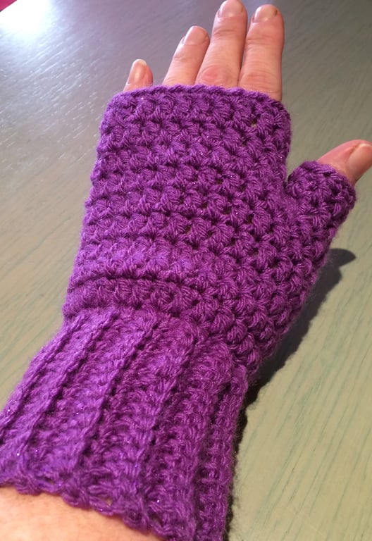 Fingerless Gloves
