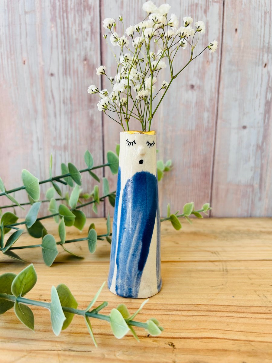 Small People Vase 